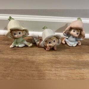 3 Precious Moments Figurines